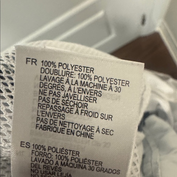 Reiss Patterned Swim Shorts- Large - Picture 10 of 10